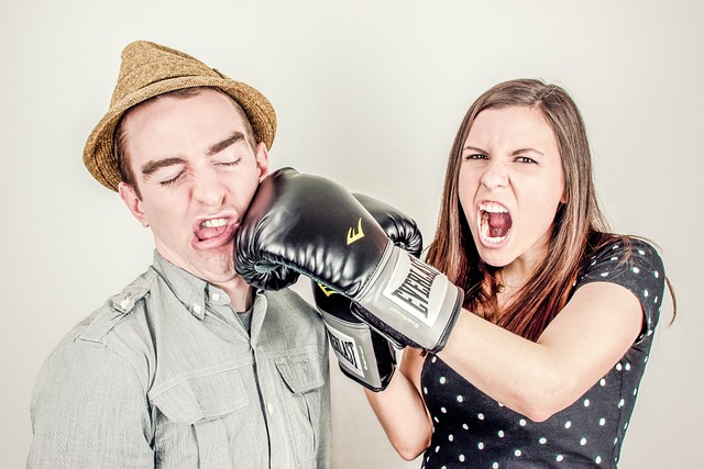 Czym się różnią rękawice bokserskie od Muay Thai? Czym się różnią rękawice bokserskie od Muay Thai?